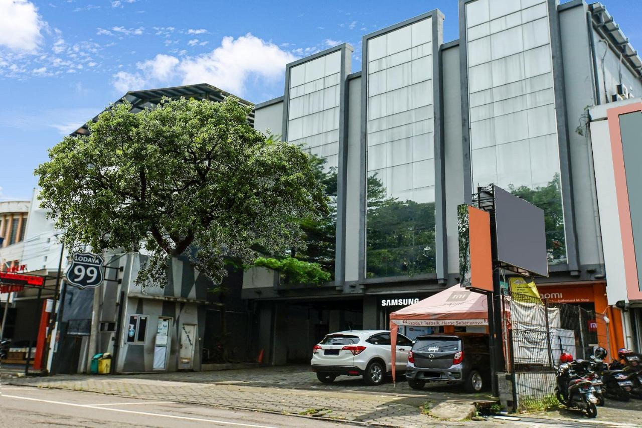 Reddoorz @ Pelajar Pejuang 3 Hotel Bandung Eksteriør billede