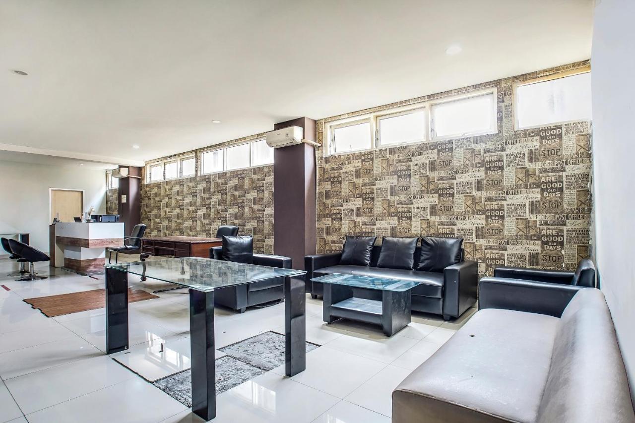 Reddoorz @ Pelajar Pejuang 3 Hotel Bandung Eksteriør billede