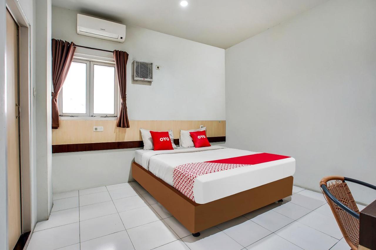 Reddoorz @ Pelajar Pejuang 3 Hotel Bandung Eksteriør billede
