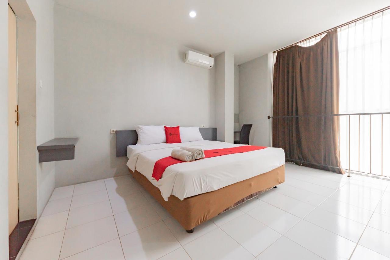 Reddoorz @ Pelajar Pejuang 3 Hotel Bandung Eksteriør billede